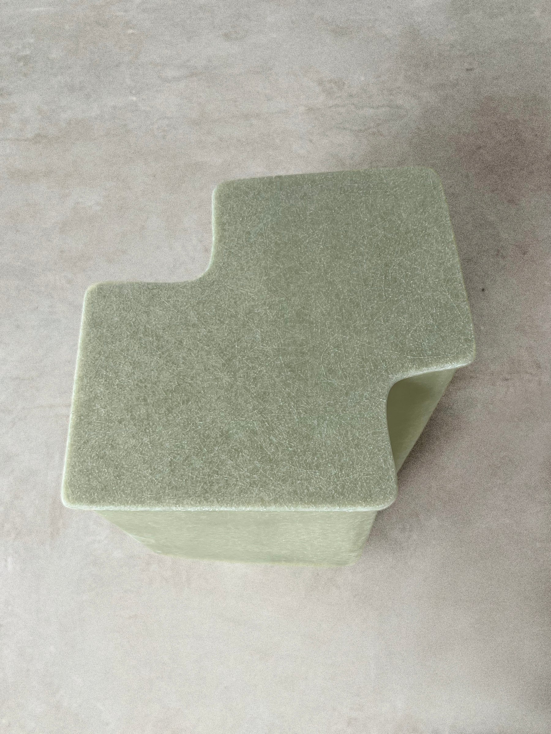 Clam Table, Medium - Raw Green